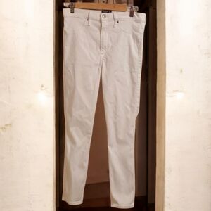 Abercrombie & Fitch Ultra High Rise White Leggings Womens Size 6S Size 6 Short
